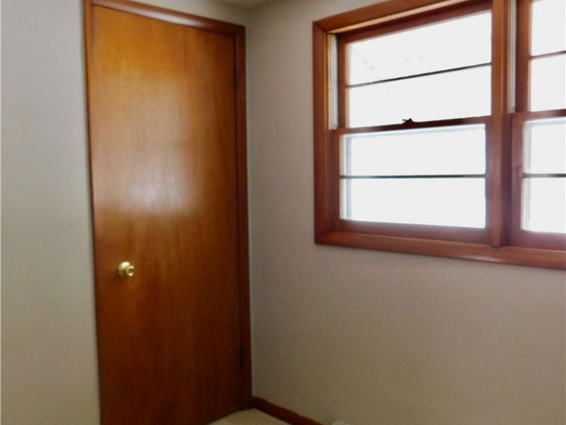 726 Warren Street SW, Massillon, OH 44647 Photo 17