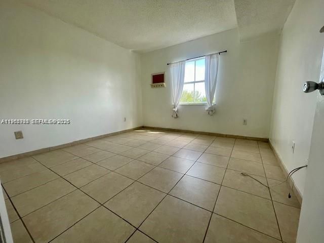 8260 SW 210th St , Unit 311, Cutler Bay, FL 33189 Photo