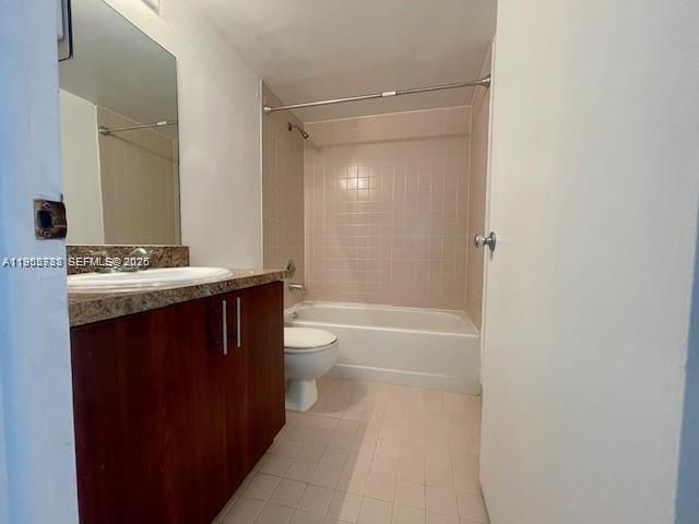 8260 SW 210th St , Unit 311, Cutler Bay, FL 33189 Photo