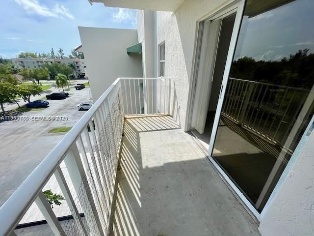 8260 SW 210th St , Unit 311, Cutler Bay, FL 33189 Photo