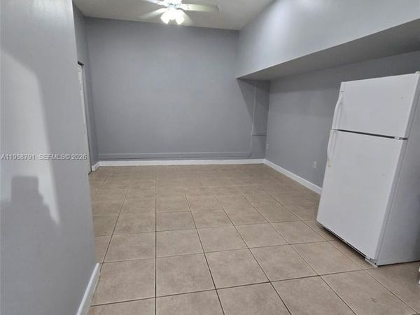 Unit 15829, Miami, FL 33196