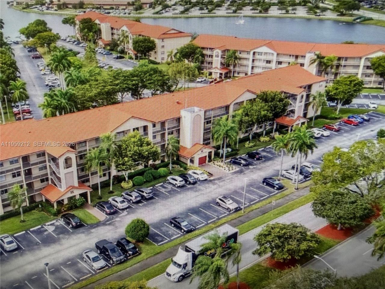 1100 SW 130th Ave, Unit 401H, Pembroke Pines, FL 33027 Photo