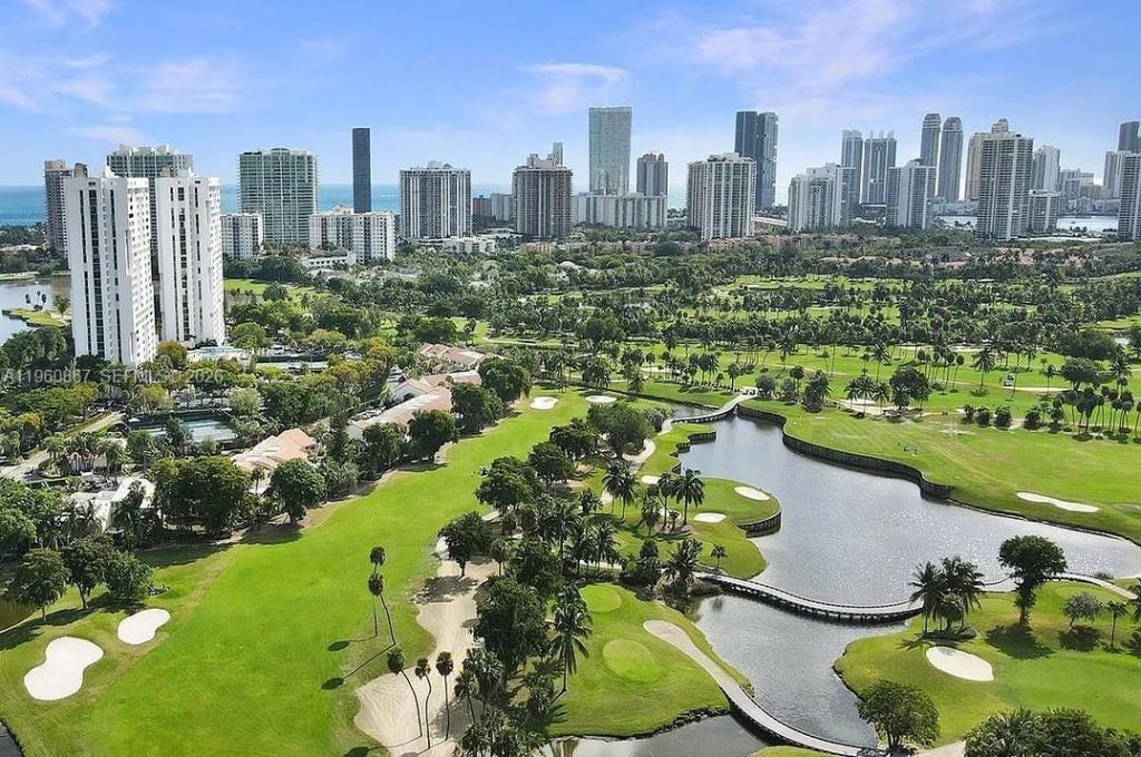 20301 W Country Club Dr , Unit 1425, Aventura, FL 33180 Photo