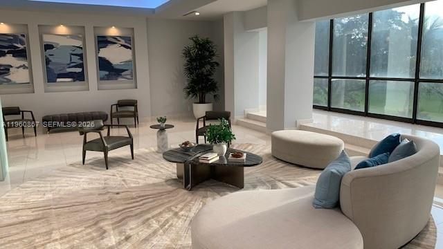 20301 W Country Club Dr , Unit 1425, Aventura, FL 33180 Photo