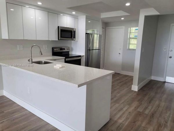 1680 NE 191st St, Unit 410-2, Miami, FL 33179