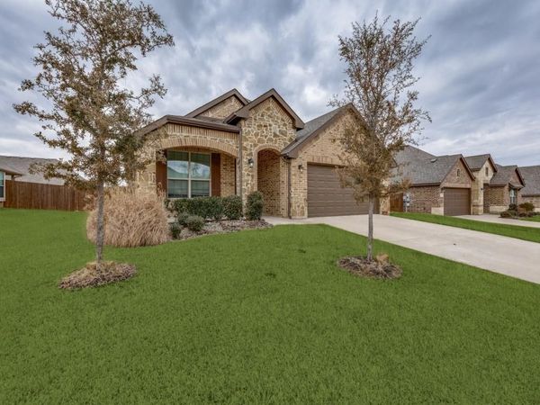 229 Rosemary Drive , Azle, TX 76020