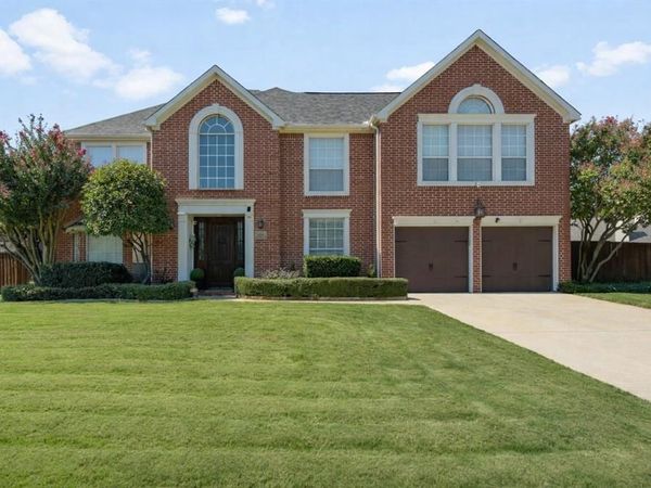1937 Bear Run Drive, Grapevine, TX 76051