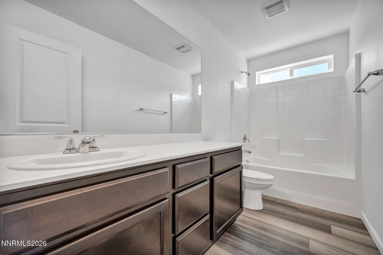 645 E Patrician Drive, Reno, NV 89506 Photo