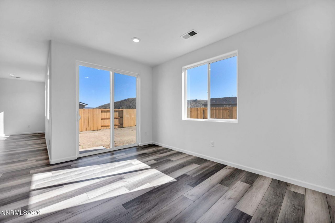 645 E Patrician Drive, Reno, NV 89506 Photo