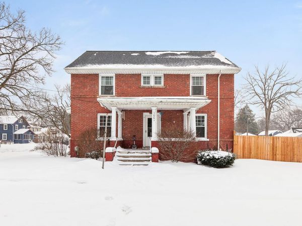 1001 W Michigan Avenue, Jackson, MI 49202