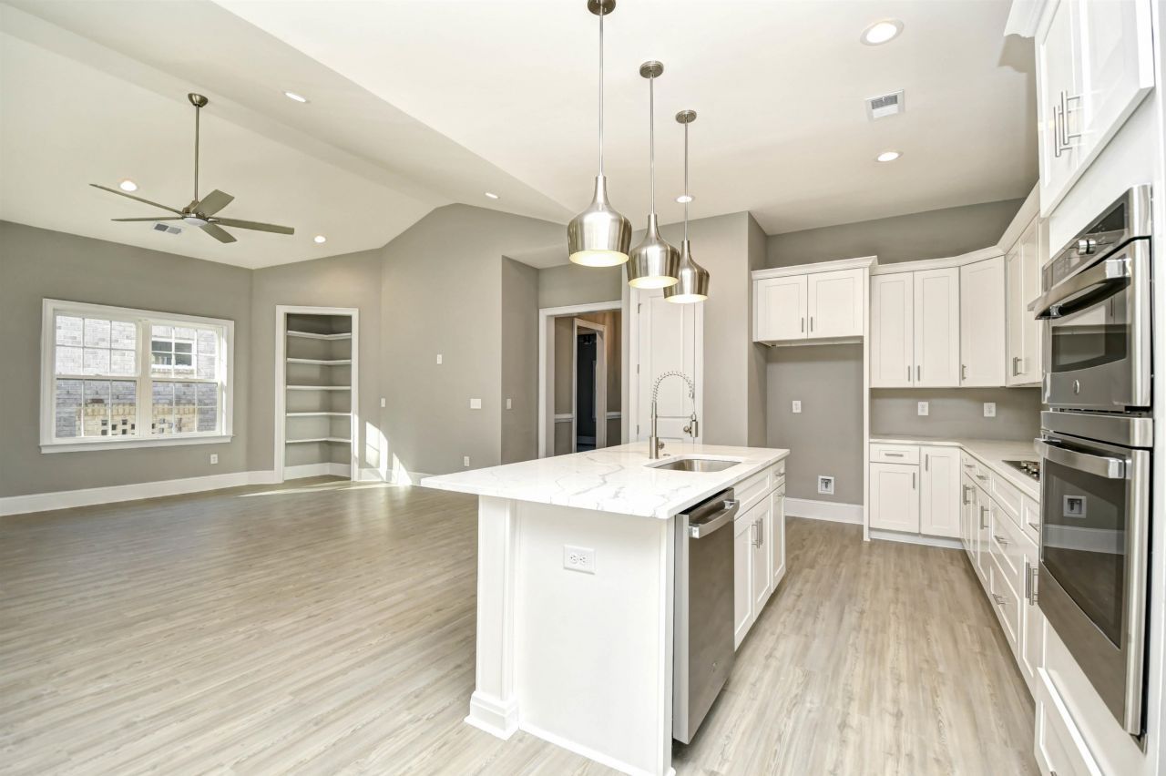 277 Waterfall Circle Photo 10