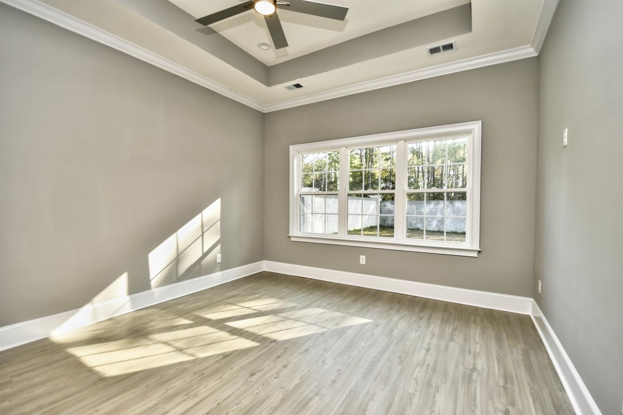 277 Waterfall Circle Photo 14