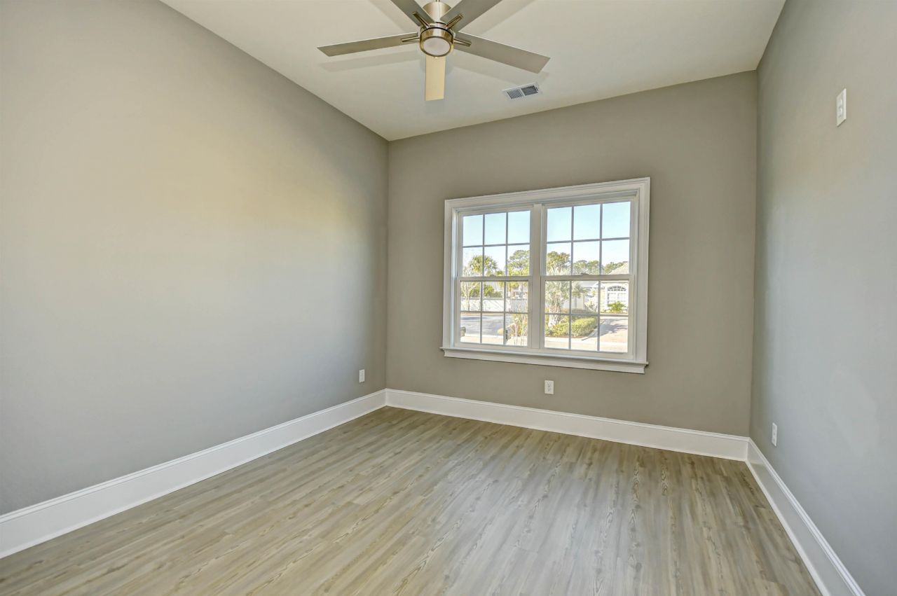 277 Waterfall Circle Photo 22