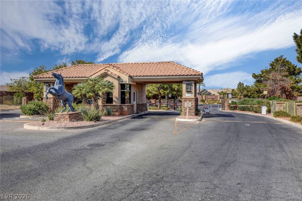 5678 Sunningdale Court, Las Vegas, NV 89122 Main Photo