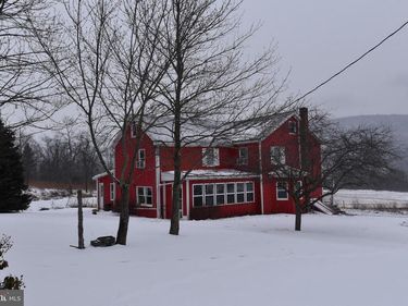 478 SHADY GROVE DRIVE, MC CONNELLSBURG, PA 17233