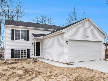 3151 Wild Orchid Lane, Burton, MI 48519