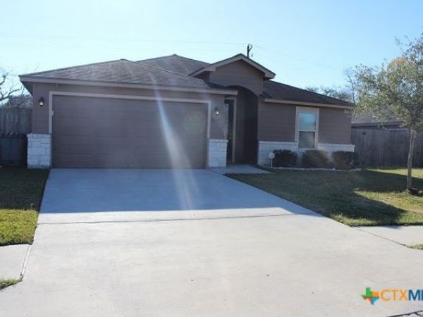 3009 Lenora Drive , Victoria, TX 77901