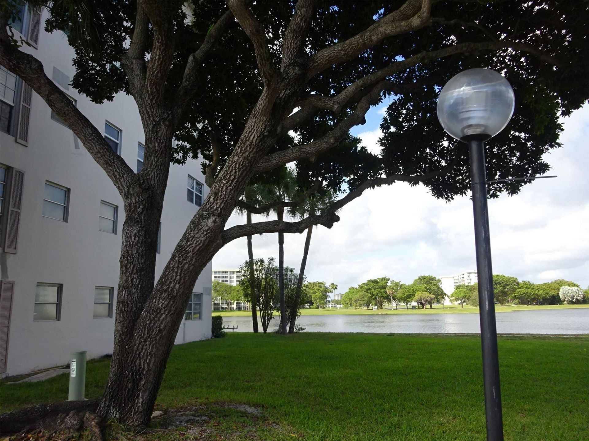 2801 N Palm Aire Drive, Unit 308, Pompano Beach, FL 33069 Photo