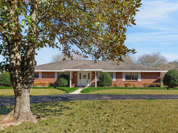 1146 Johnson Road , Breaux Bridge, LA 70517