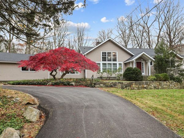 28 Cradle Rock Road, Pound Ridge, NY 10576