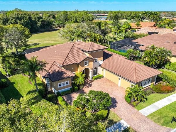 9030 Shenendoah CIR, NAPLES, FL 34113