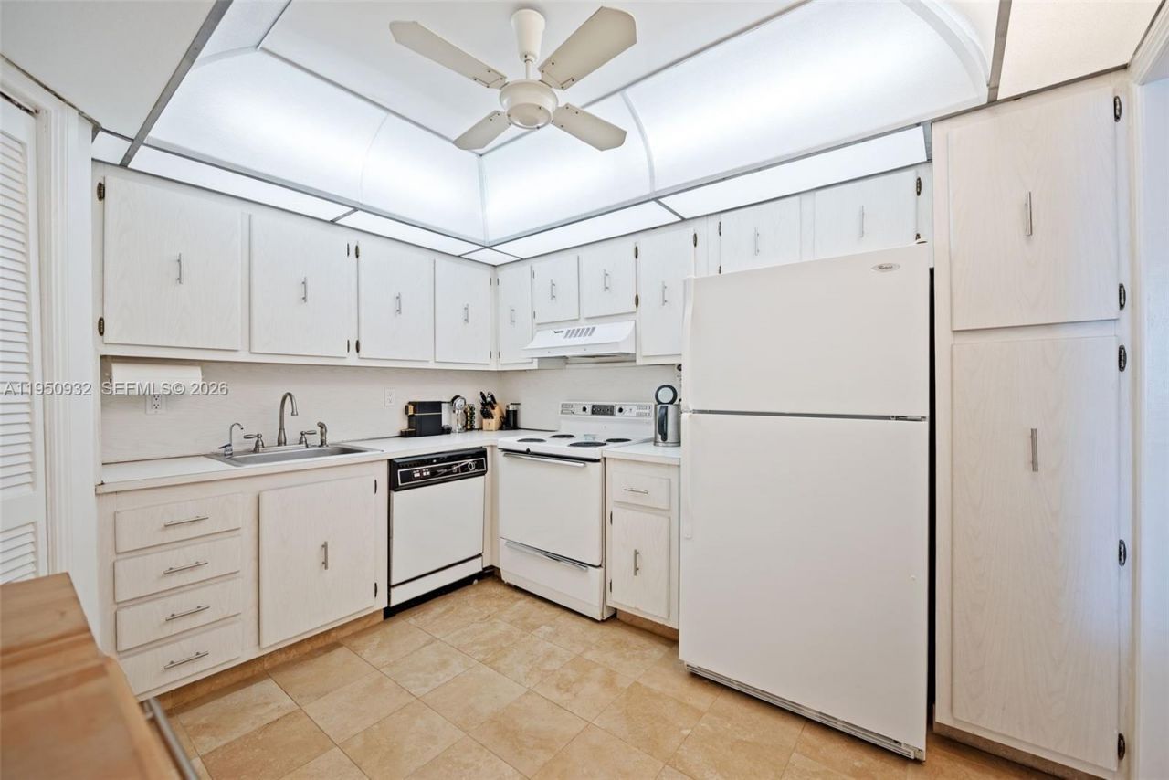 9273 Collins Ave , Unit 1102, Surfside, FL 33154 Photo