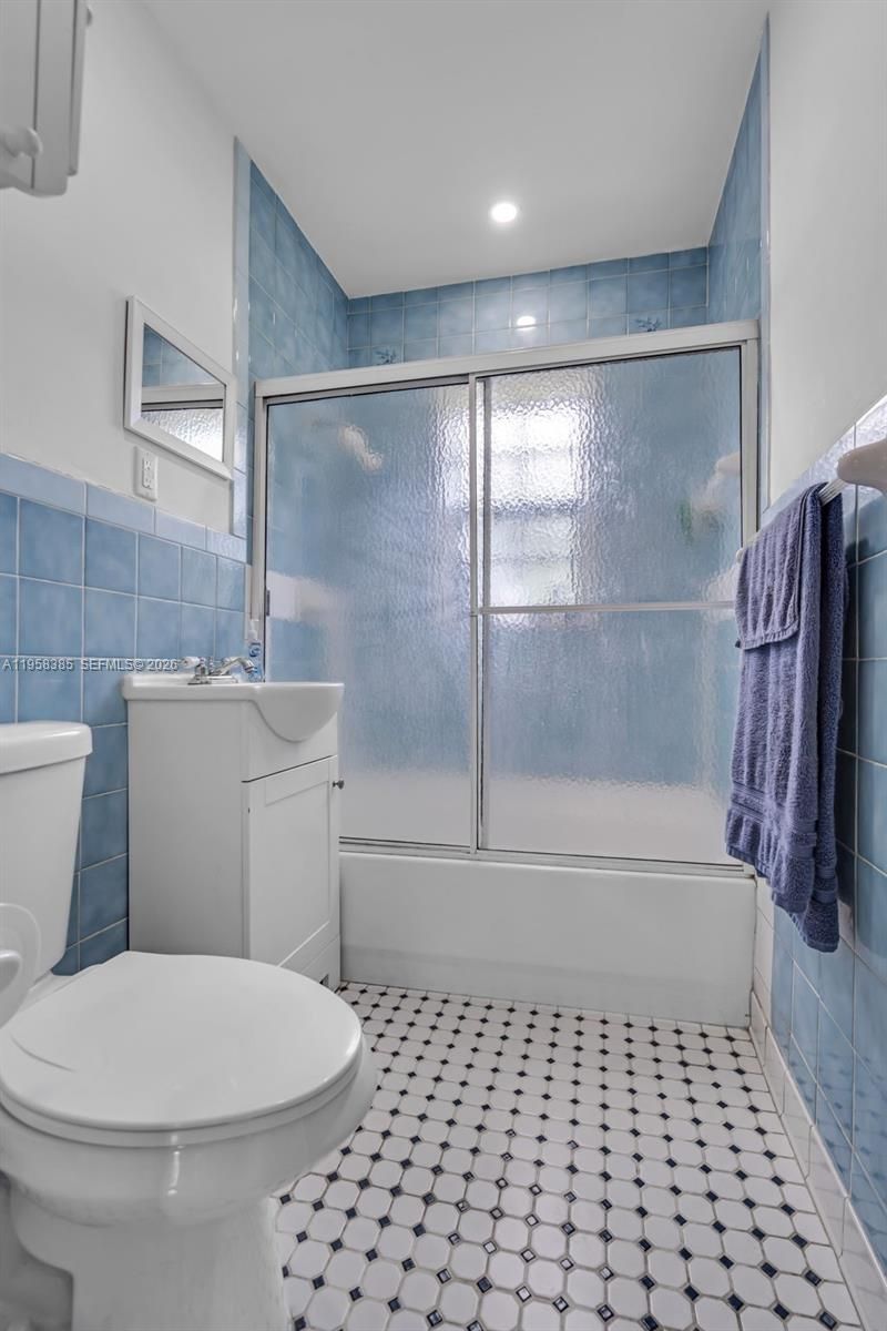 249 Carlisle Dr, Miami Springs, FL 33166 Photo