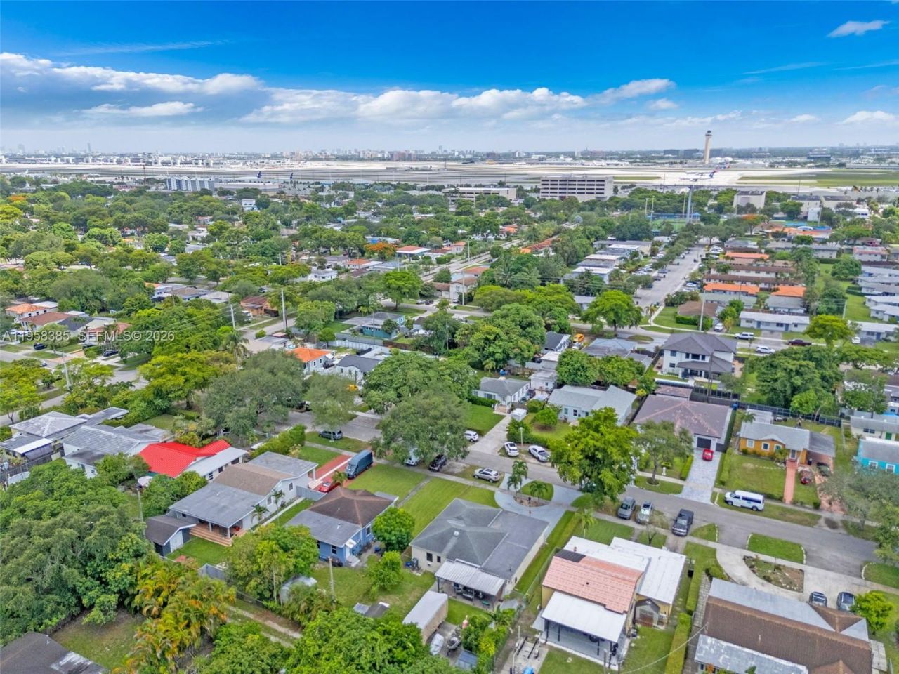 249 Carlisle Dr, Miami Springs, FL 33166 Photo