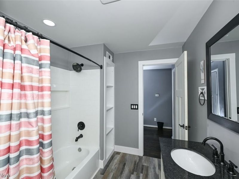 5766 Weaver Road, Akron, OH 44319 Photo 30