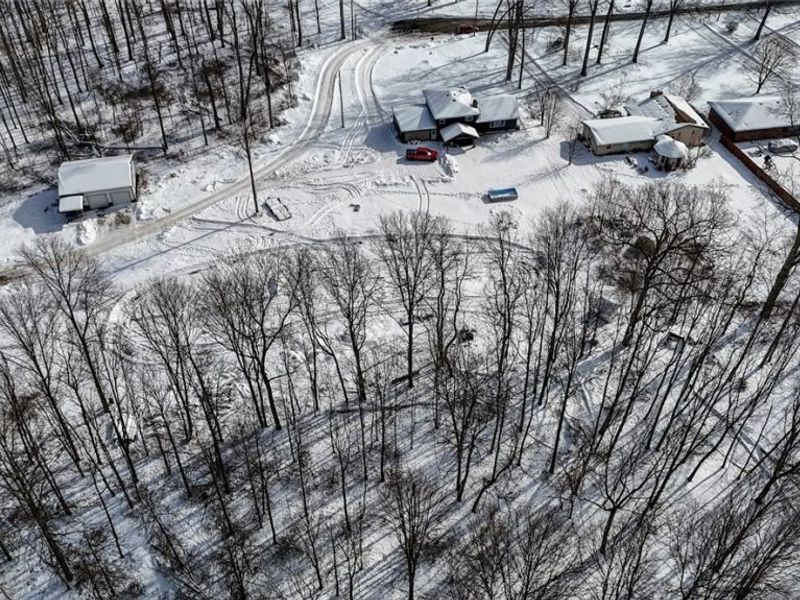 5766 Weaver Road, Akron, OH 44319 Photo 8