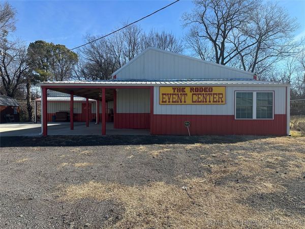 903 S Sioux Street, Okmulgee, OK 74447