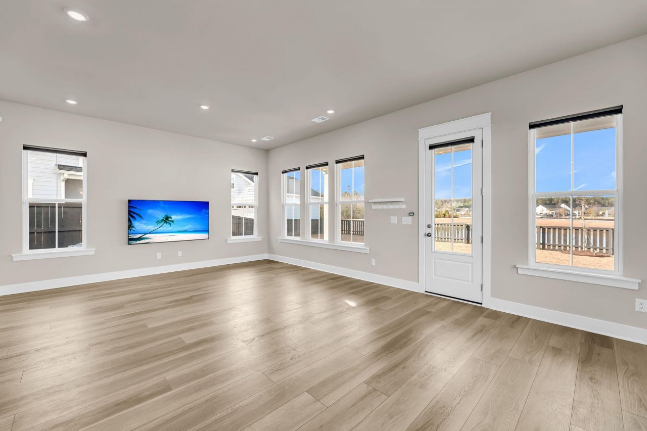 268 Witherspoon Street Photo 20