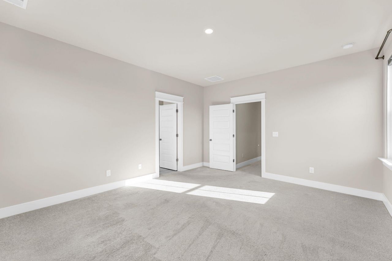 268 Witherspoon Street Photo 32