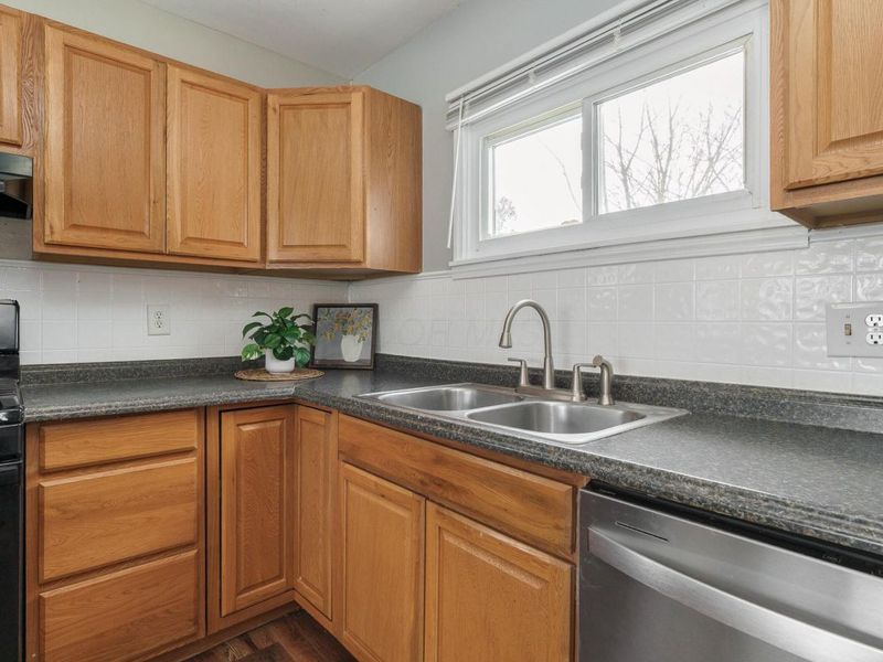 4105 Elbern Avenue, Whitehall, OH 43213 Photo 11