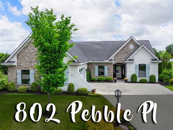 802 Pebble Place, Tipp City, OH 45371