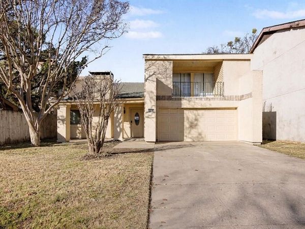 1606 Hawthorne Drive, Arlington, TX 76012