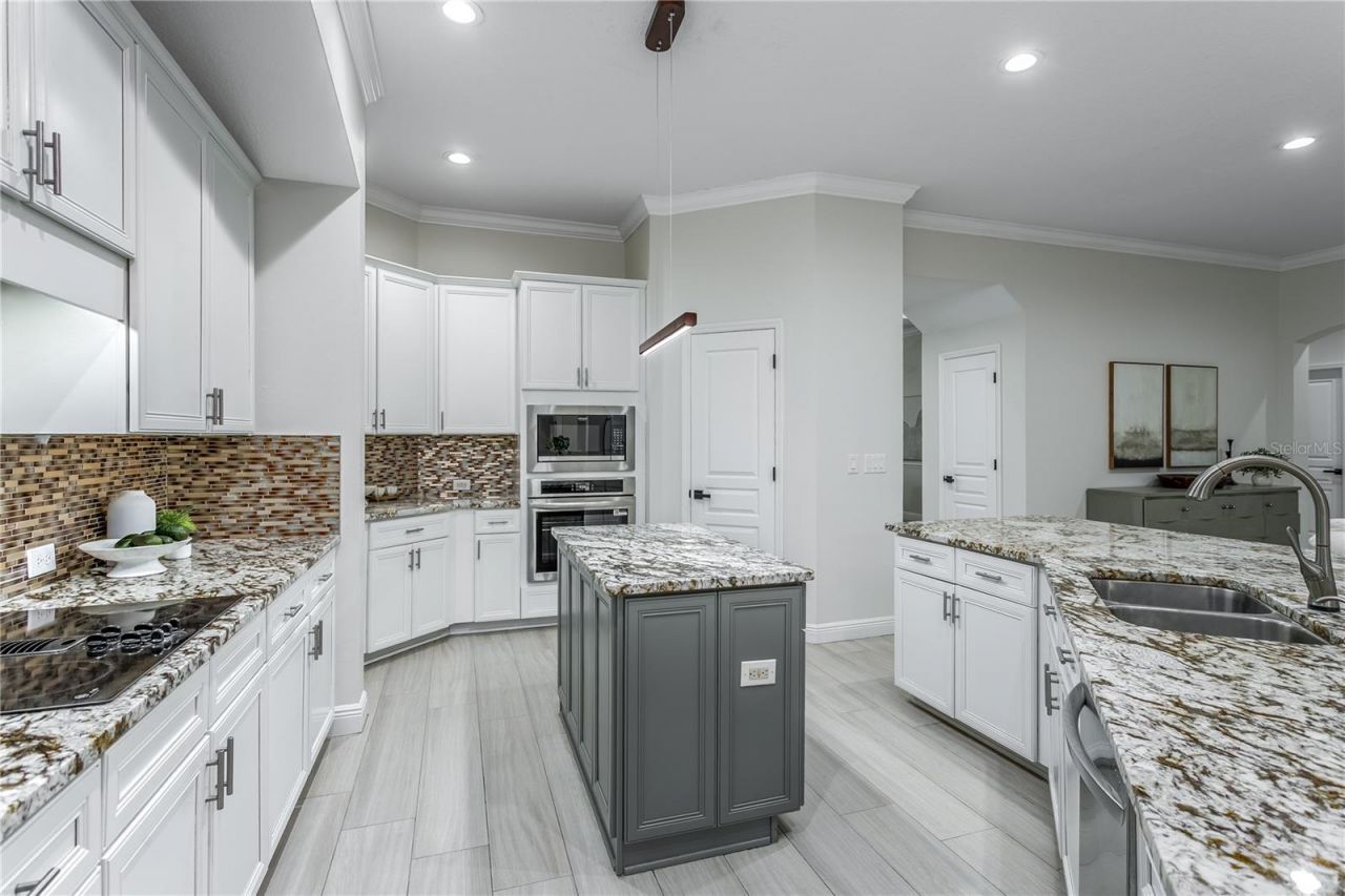 11909 Mandevilla Court, Tampa, FL 33626 Photo