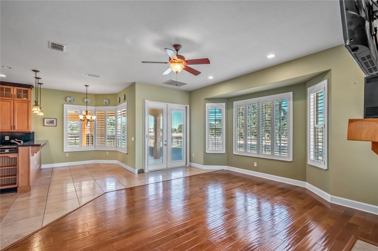 12610 NW Gainesville Road, Reddick, FL 32686 Photo