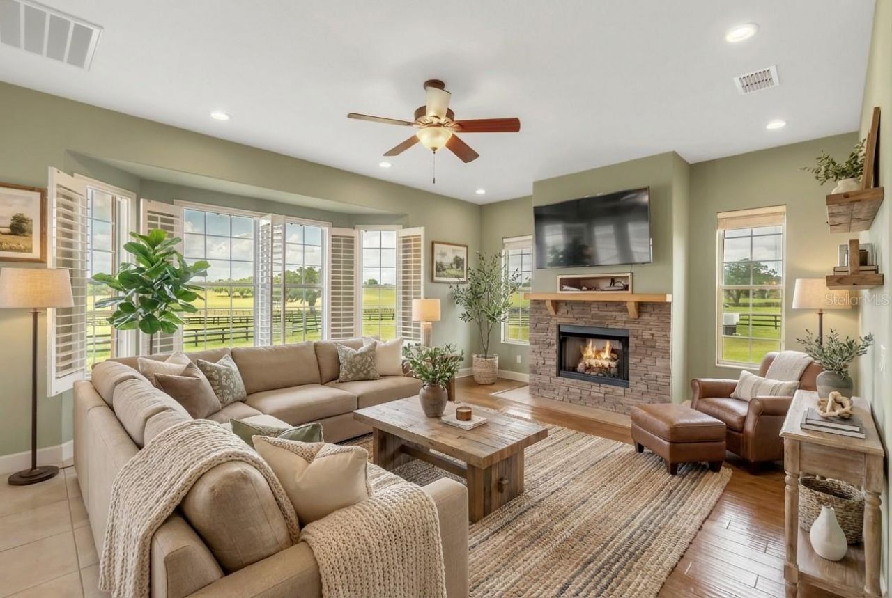 12610 NW Gainesville Road, Reddick, FL 32686 Photo