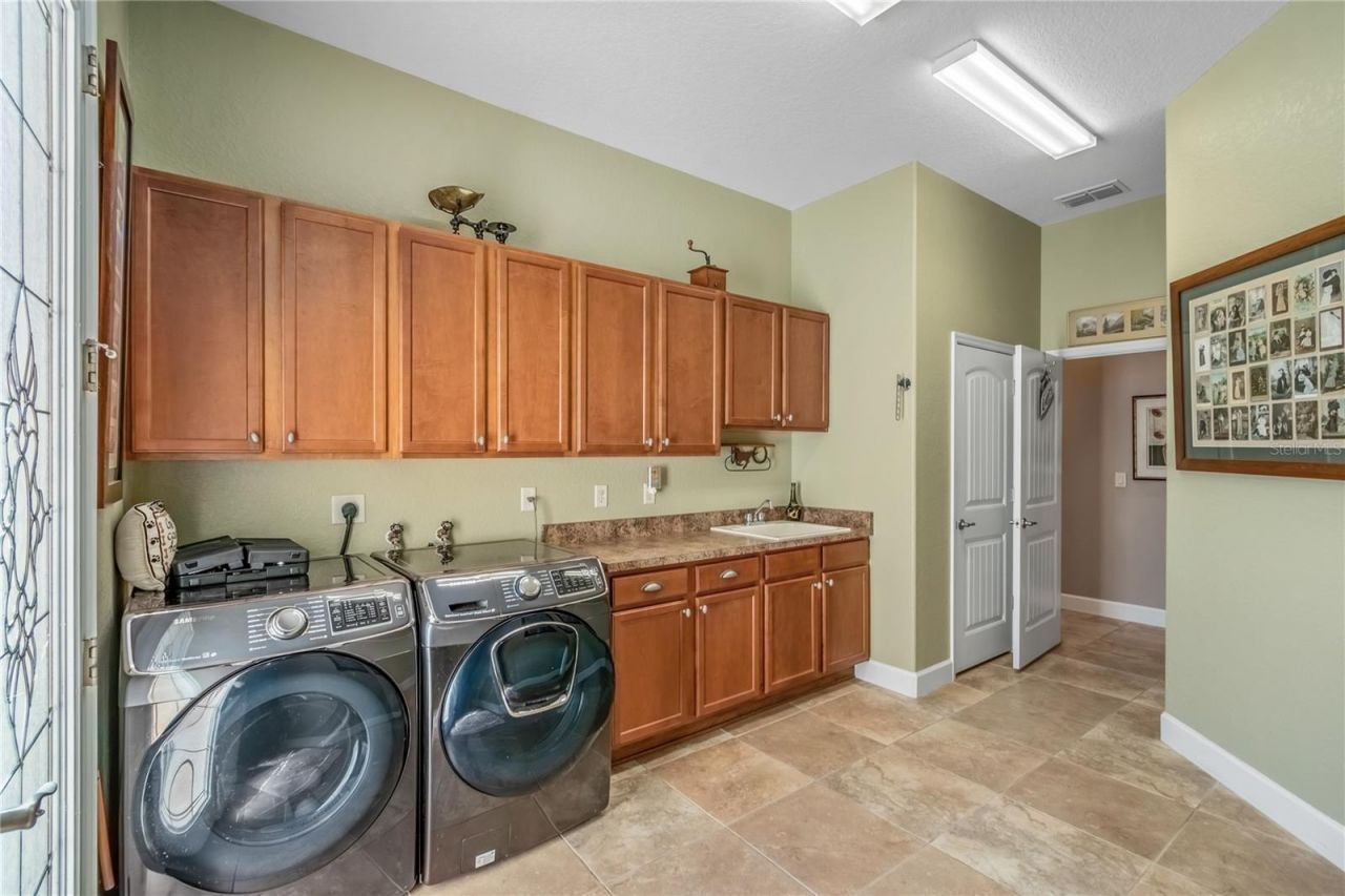 12610 NW Gainesville Road, Reddick, FL 32686 Photo