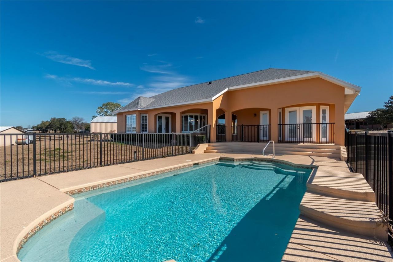 12610 NW Gainesville Road, Reddick, FL 32686 Photo