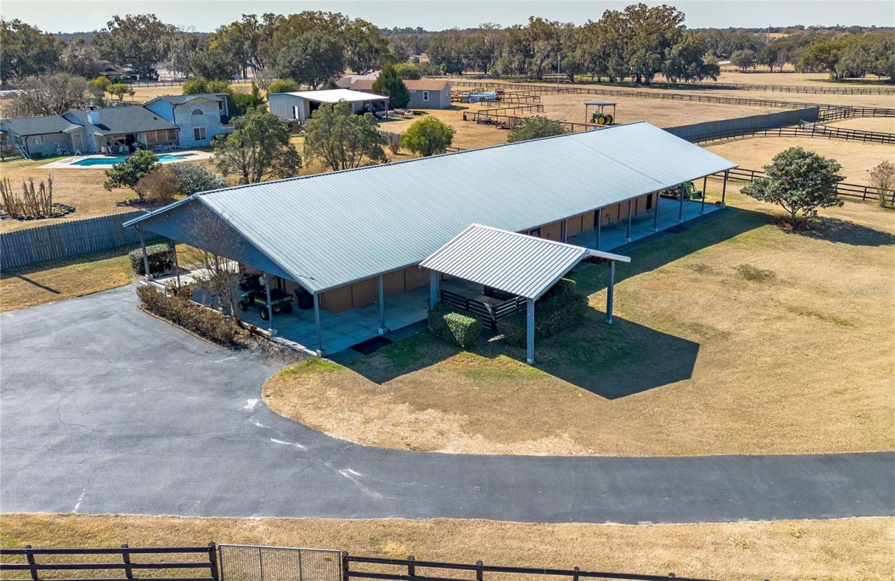 12610 NW Gainesville Road, Reddick, FL 32686 Photo