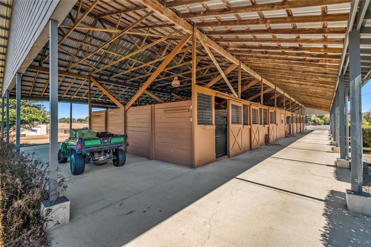 12610 NW Gainesville Road, Reddick, FL 32686 Photo