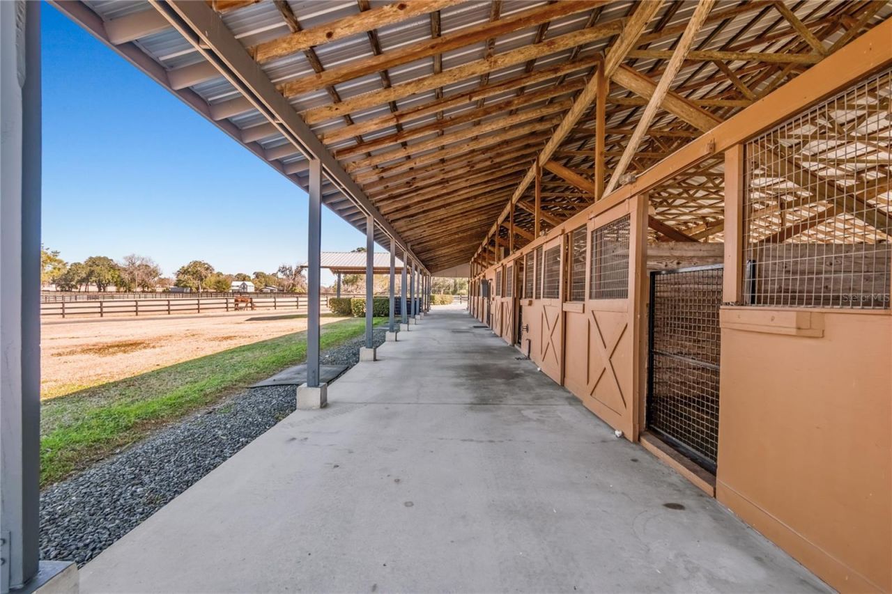 12610 NW Gainesville Road, Reddick, FL 32686 Photo