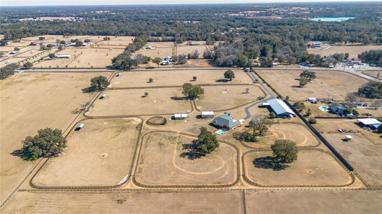 12610 NW Gainesville Road, Reddick, FL 32686 Photo