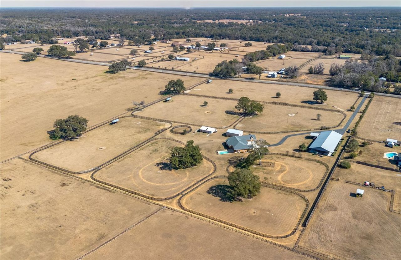 12610 NW Gainesville Road, Reddick, FL 32686 Photo