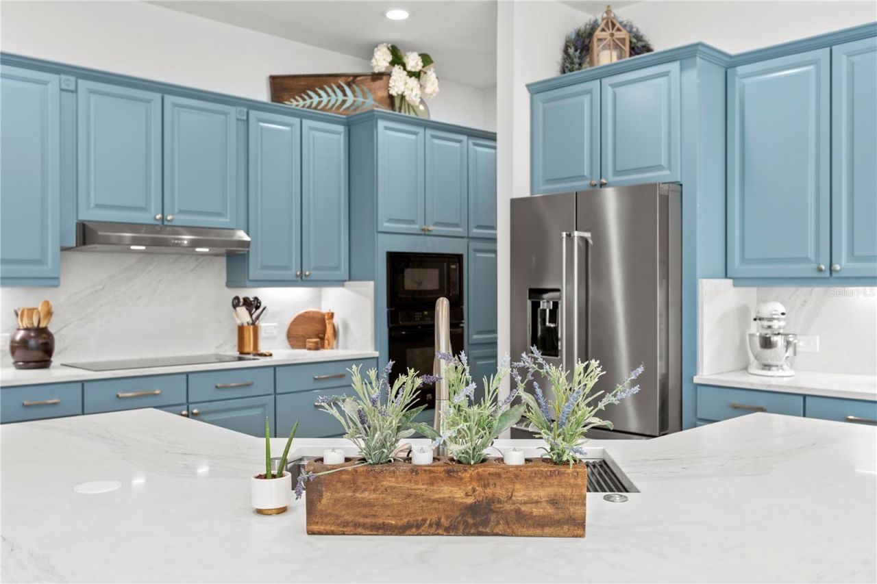 5611 E Longboat Boulevard, Tampa, FL 33615 Photo