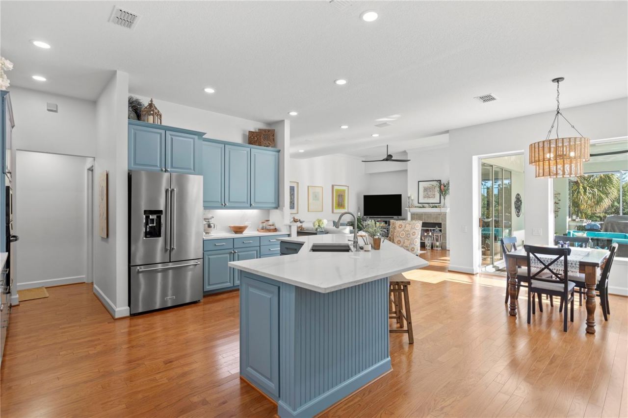 5611 E Longboat Boulevard, Tampa, FL 33615 Photo