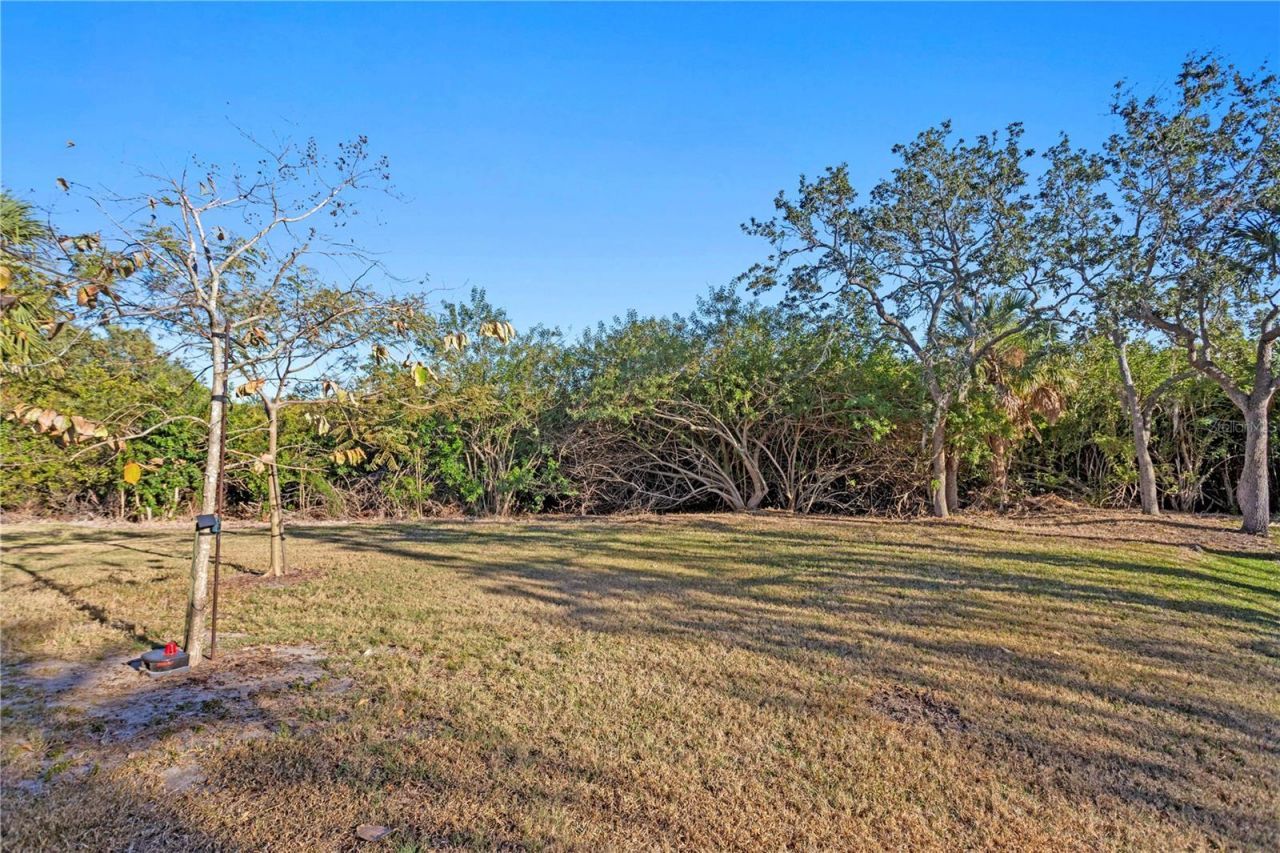 5611 E Longboat Boulevard, Tampa, FL 33615 Photo