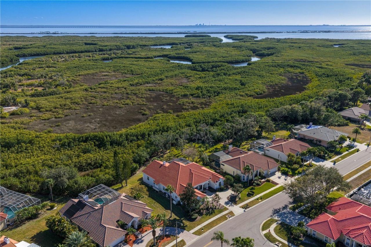 5611 E Longboat Boulevard, Tampa, FL 33615 Photo